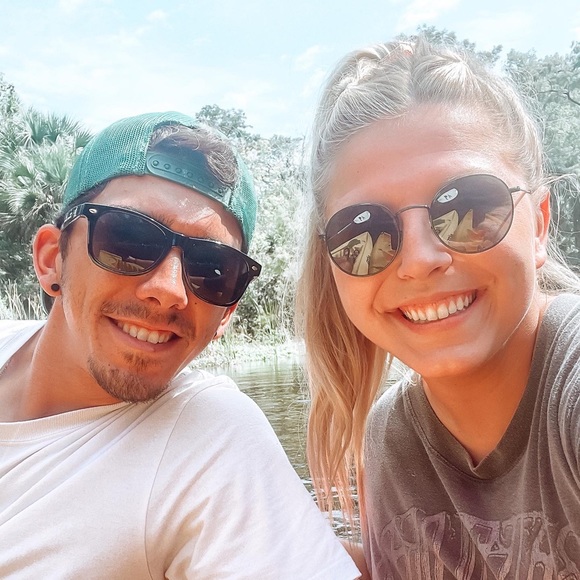 Meet your Posher, Brianna - Picture 1 of 1